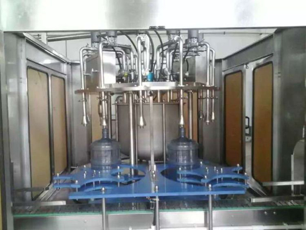 AG体育涡轮流量计应用于桶装水定量灌装机